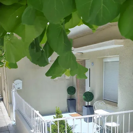 Appartamento Dion's With Private Parking At The Center Of